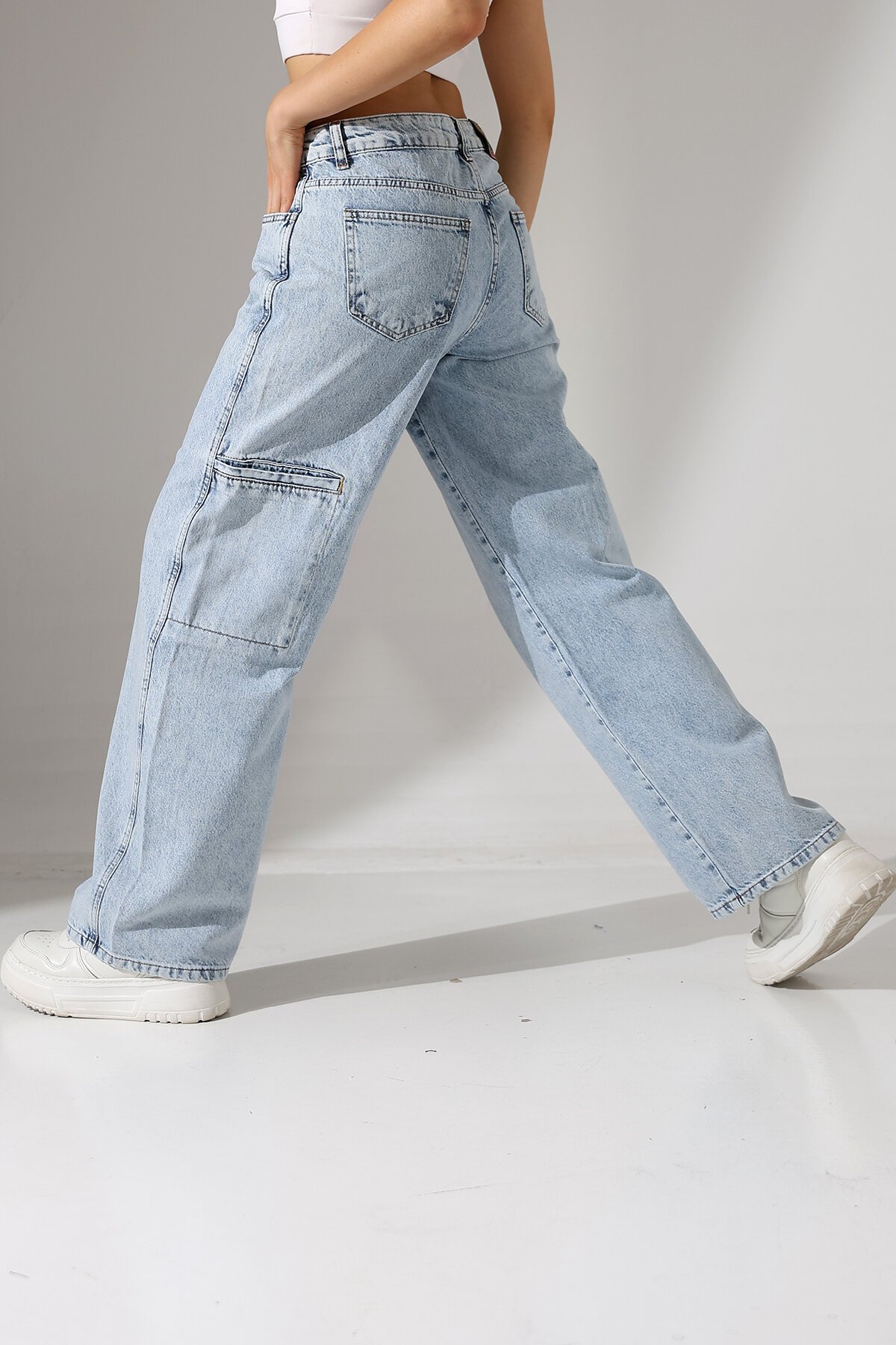 Açık Mavi Geniş Paça Jean Pantolon