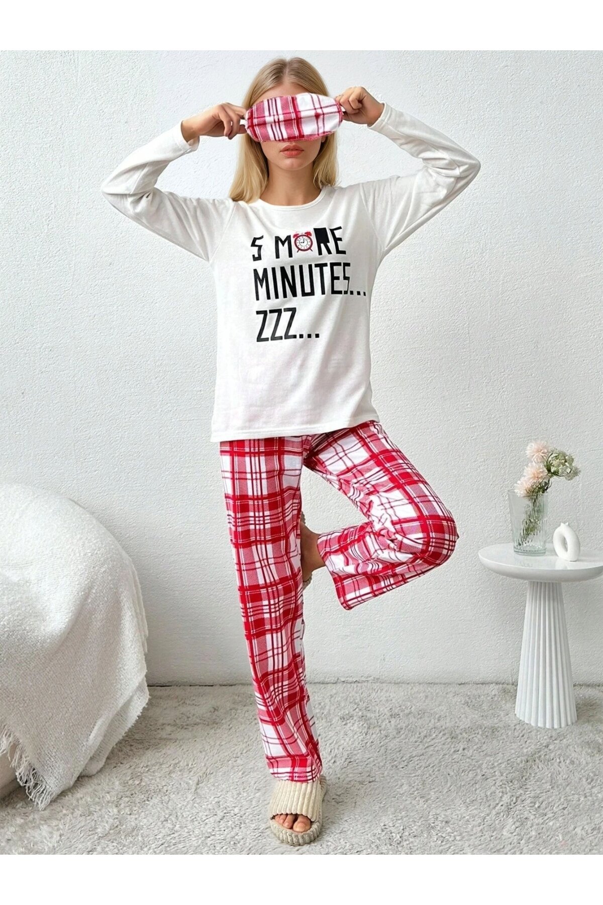 Baskılı Uzun Kollu Üst Kırmızı Kareli Pijama Takımı