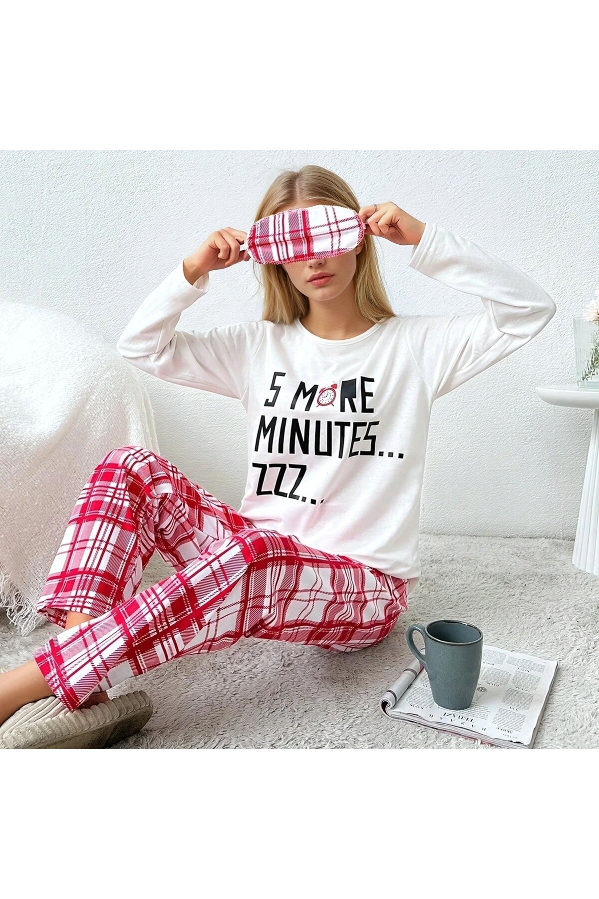 Baskılı Uzun Kollu Üst Kırmızı Kareli Pijama Takımı