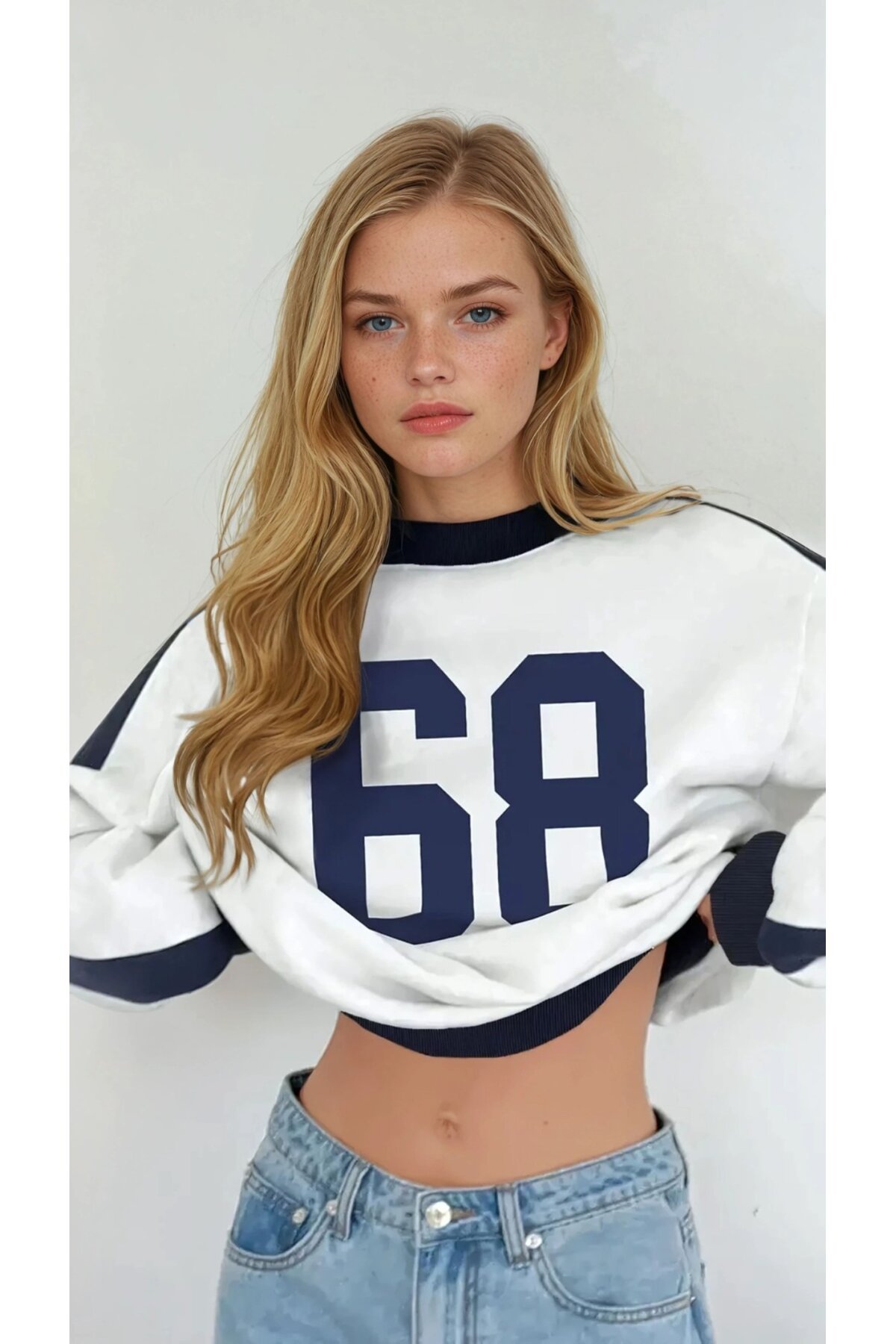 Beyaz Lacivert 68 Baskılı Üç İplik Oversize Sweatshirt
