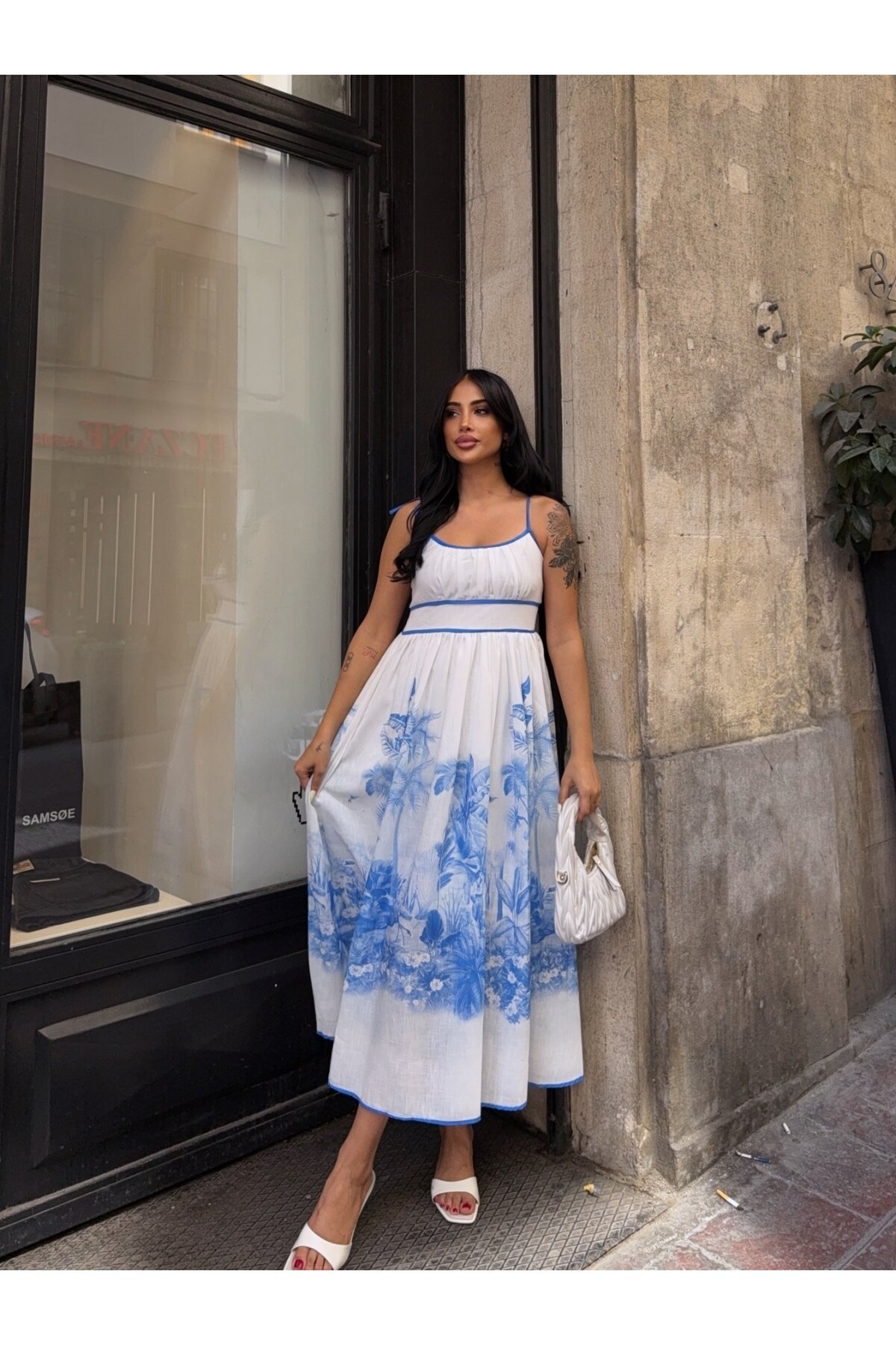 Eteği Desenli Keten Elbise