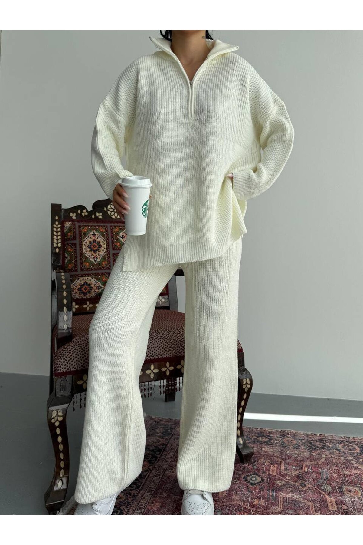 Fermuar Detay Üst ve Alt Triko Takım Ekru