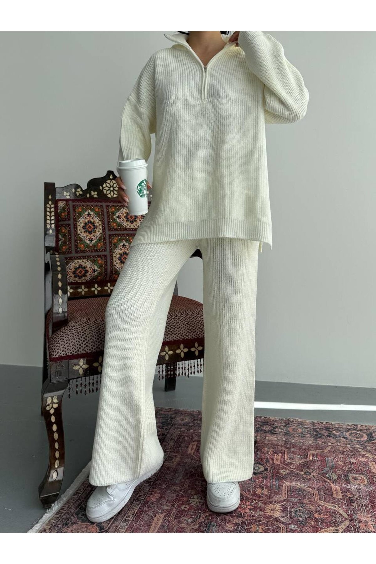 Fermuar Detay Üst ve Alt Triko Takım Ekru
