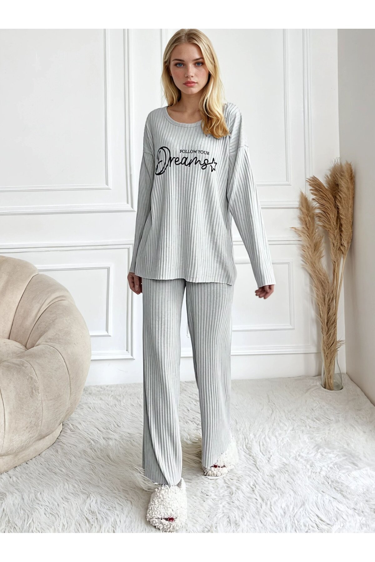 Follow Your DreamsBaskılı Fitilli Polar Pijama Takımı
