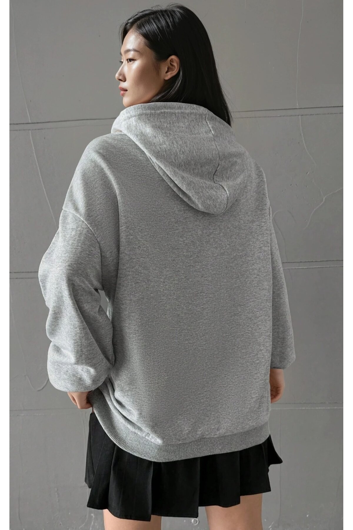 Harf Baskılı Gri Kapüşonlu Üç İplik Kadın Sweatshirt