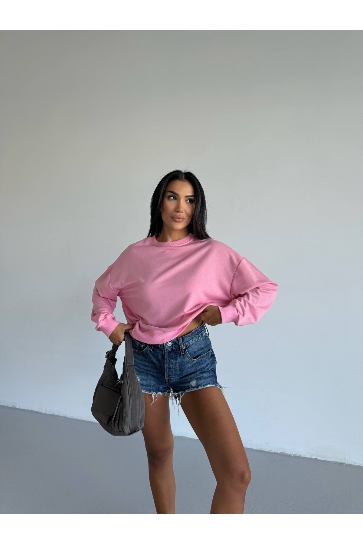 İki İplik Bisiklet Yaka Sweatshirt