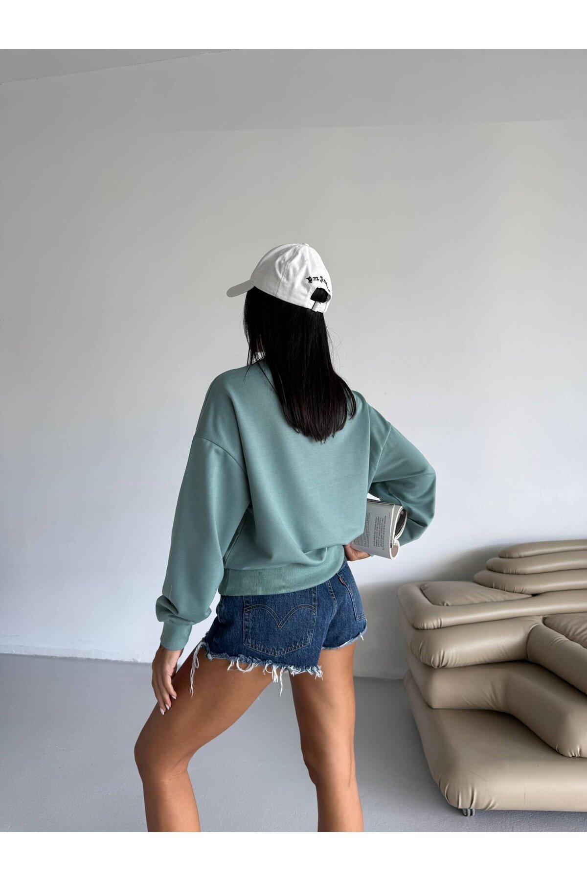 İki İplik Bisiklet Yaka Sweatshirt