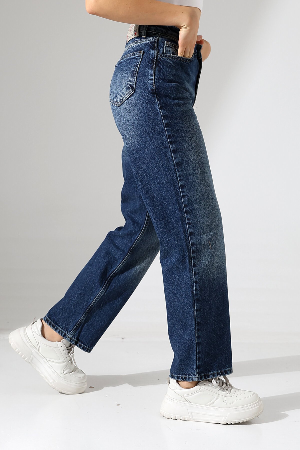 Kadın Koyu Mavi Yüksek Bel Düz Paça Jean