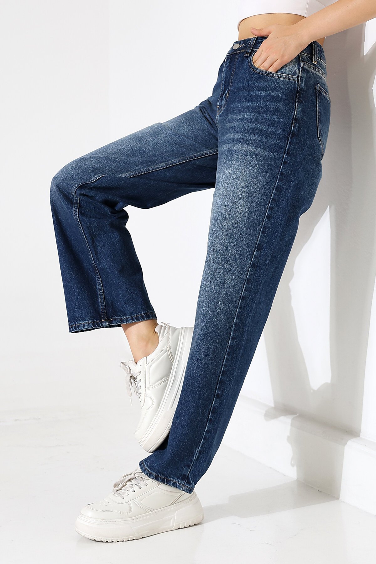 Kadın Orta Mavi Yüksek Bel Bol Paça Jean