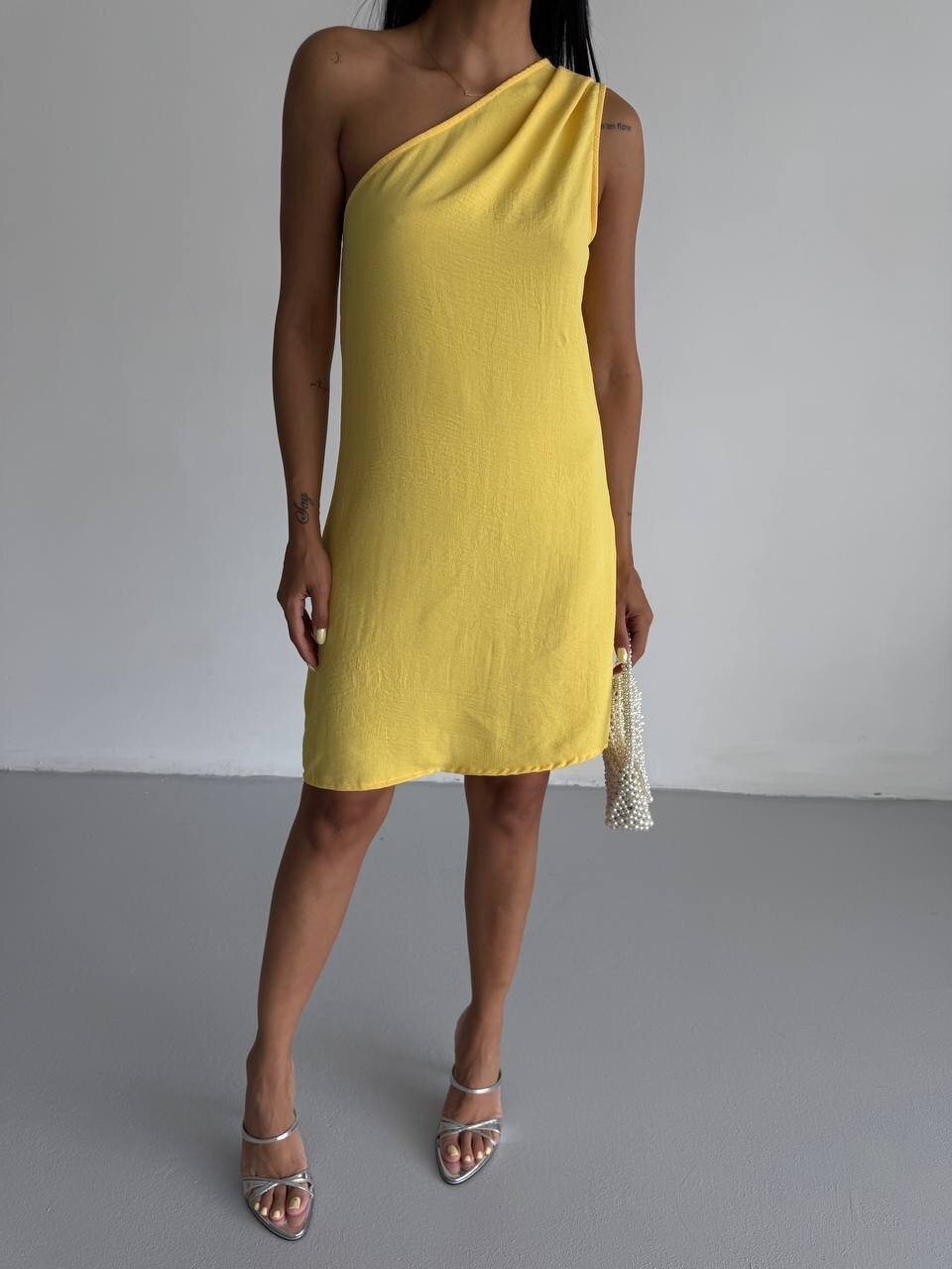 Kadın Sarı Ayrobin Kumaş Tek Omuz Elbise