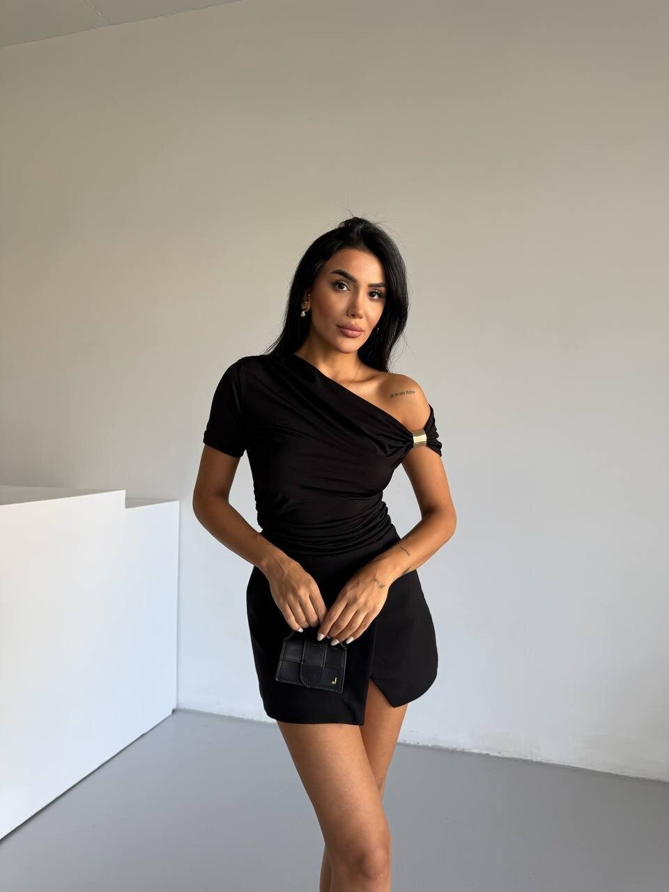 Kadın Siyah Kol Detay Sandy Bluz