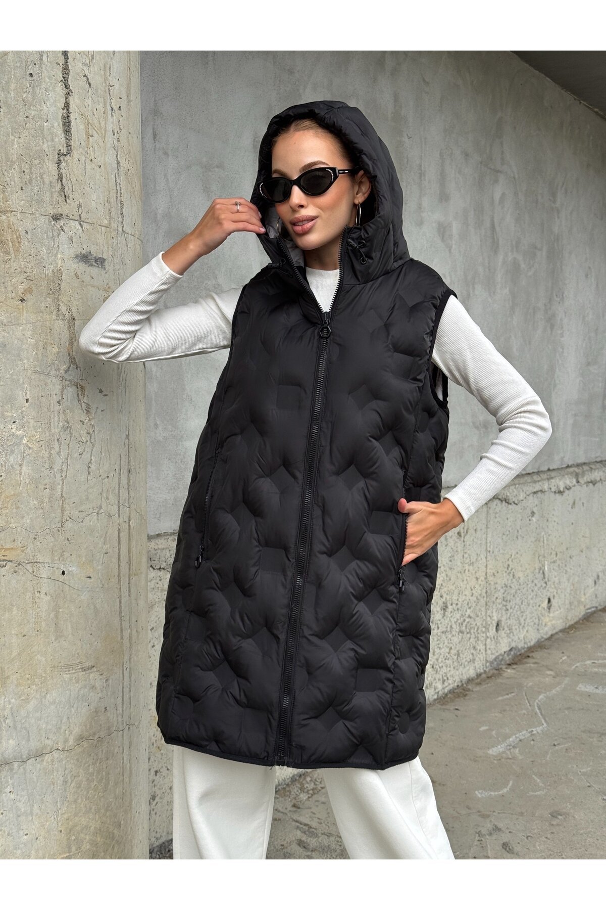 Kapşonlu Cepli Uzun Şişme Yelek