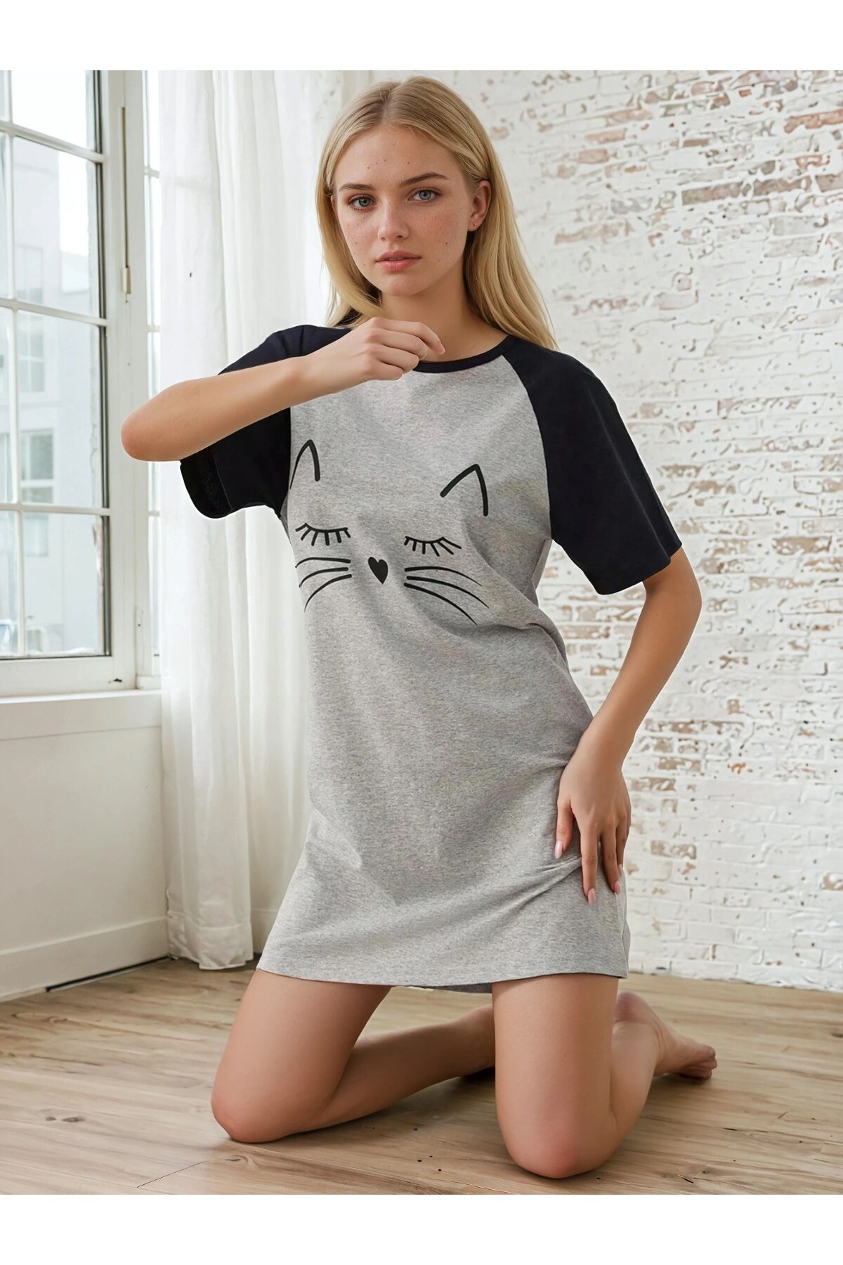 Kedi Surat Baskılı Kısa Kollu Gri Kadın Gecelik
