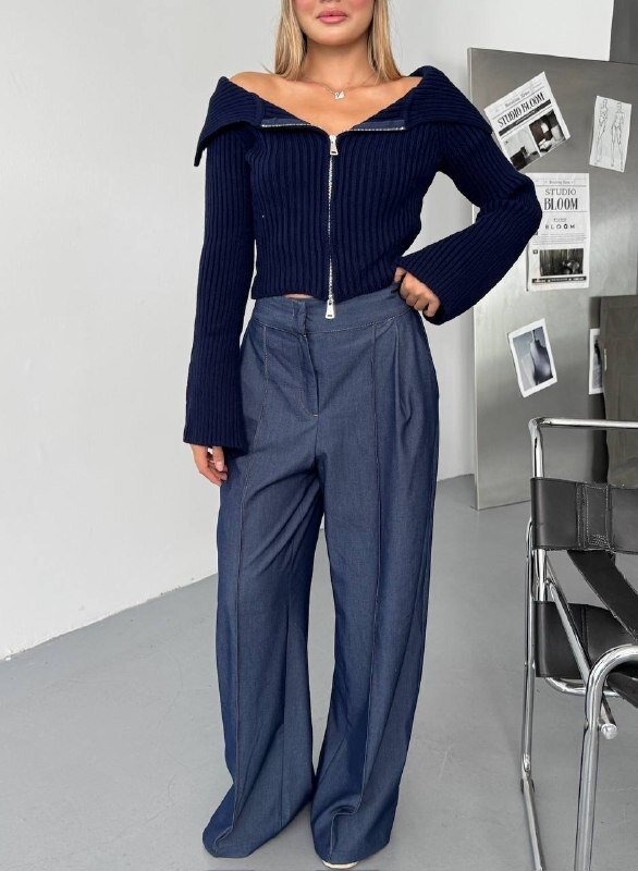 Madonna Yaka Çift Fermuarlı Triko