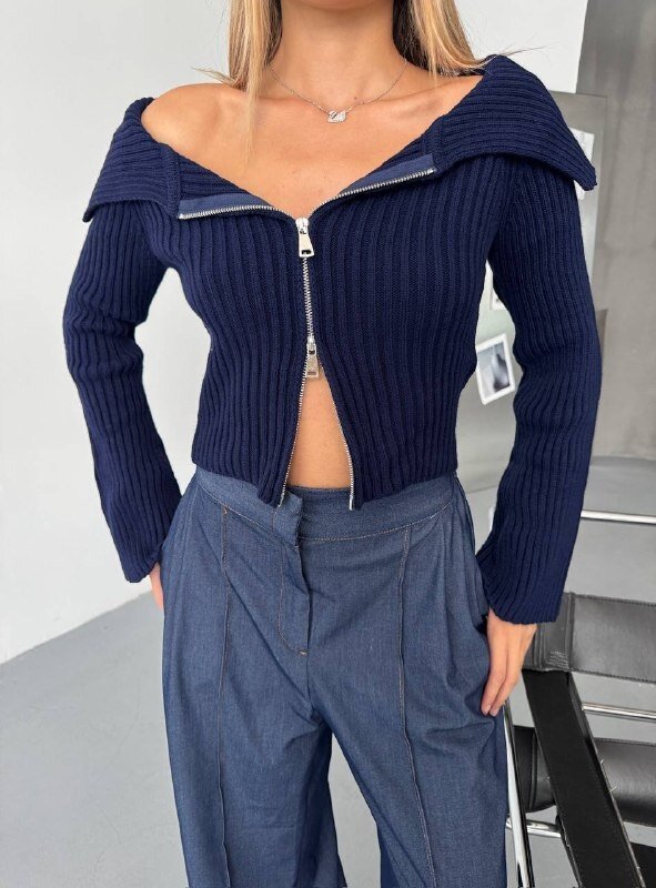 Madonna Yaka Çift Fermuarlı Triko