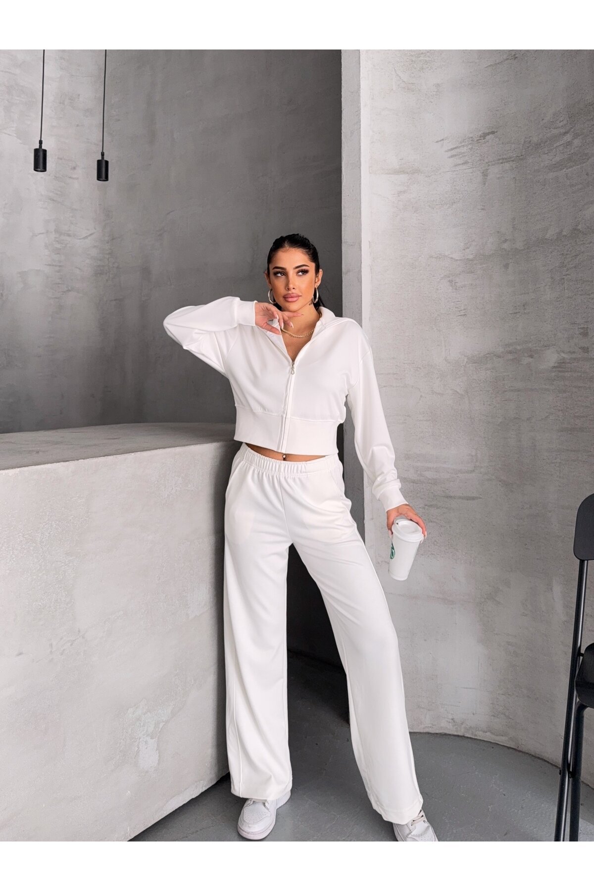 Modal Kumaş Crop Üst Eşofman Takım Beyaz