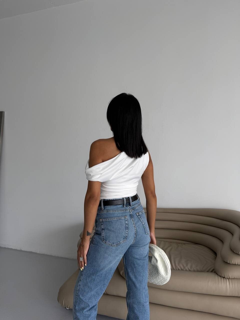 Omuz Detay Beyaz Sandy Bluz