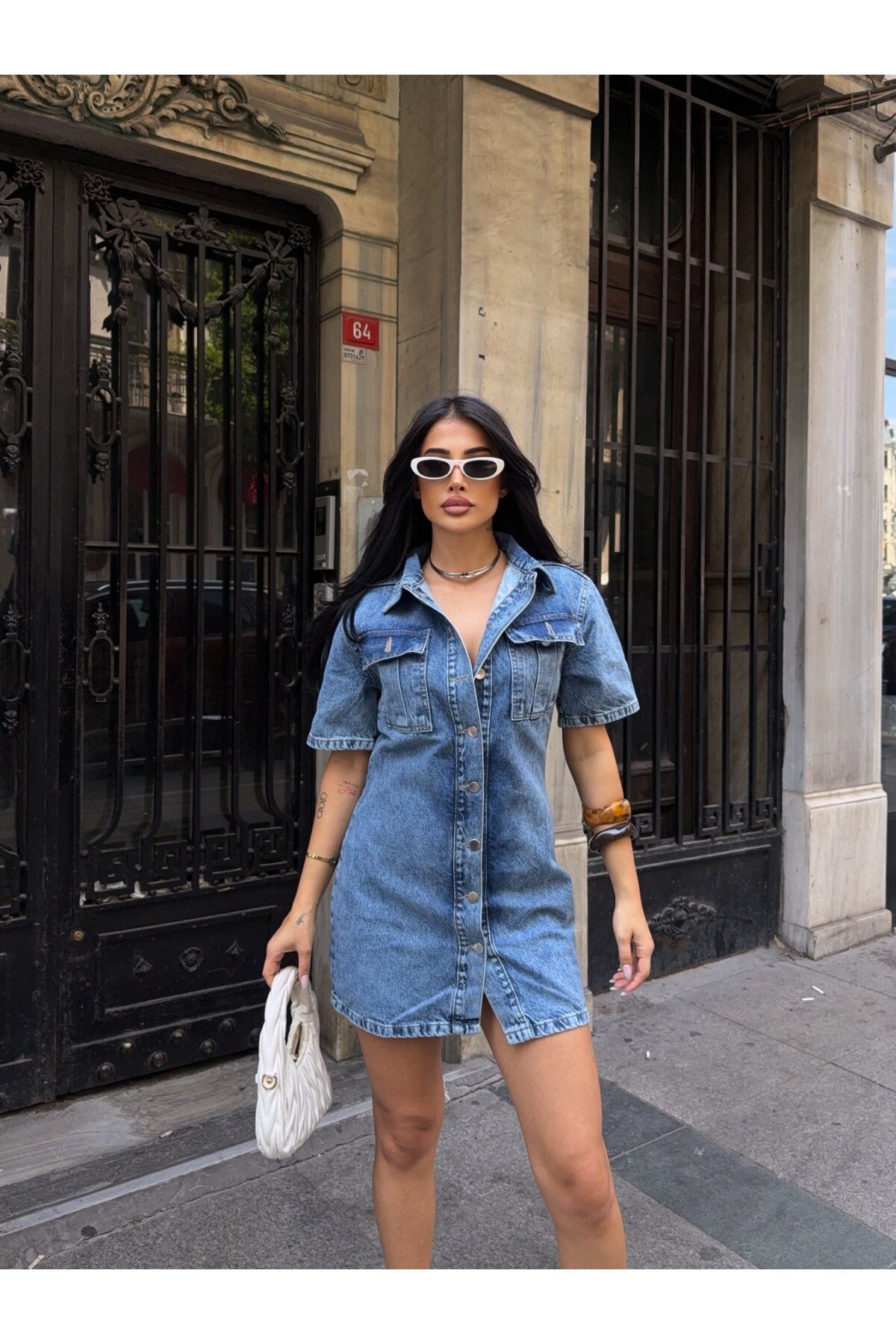 Önü Düğmeli Cepli Mavi Jean Elbise