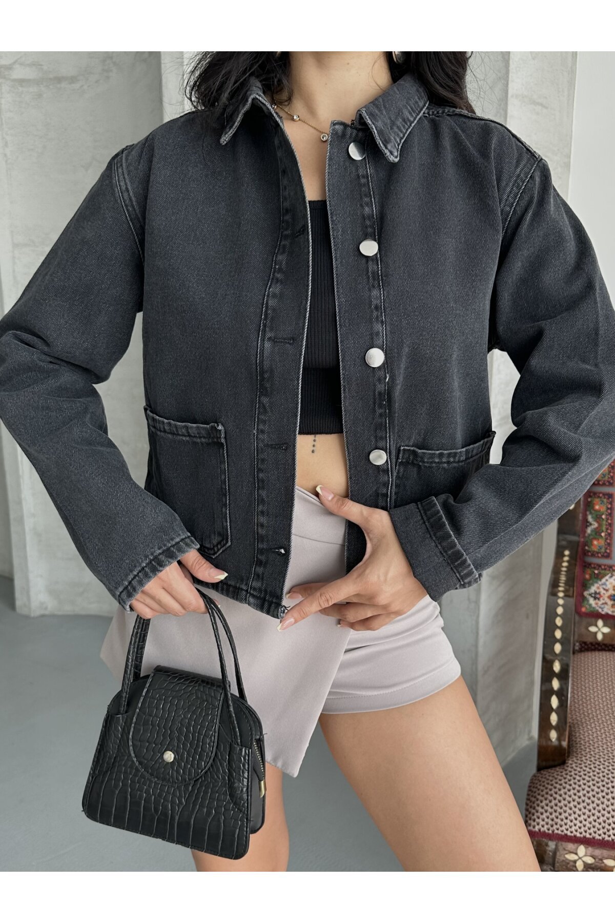Önü Düğmeli Çift Cep Kot Ceket