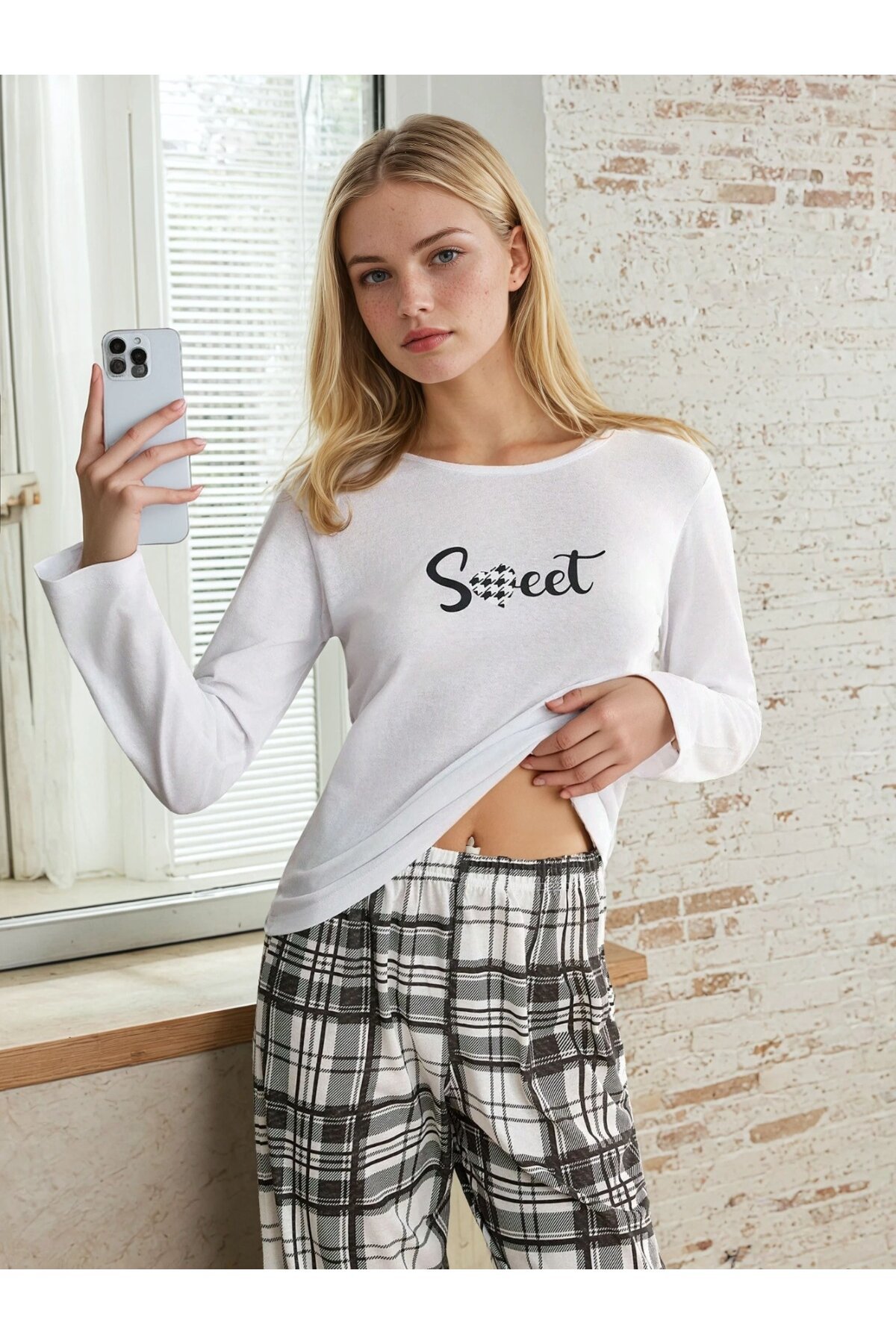 Sweet Baskılı Uzun Kollu Ekose Desen Pijama Takımı