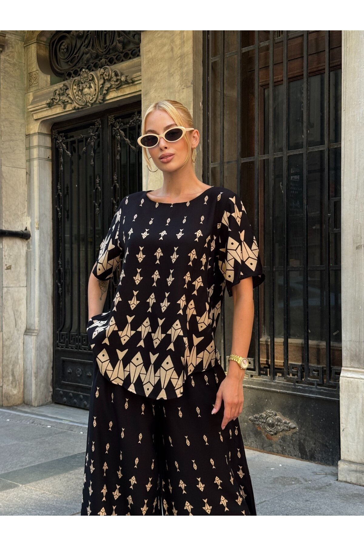 Viskon Kumaş Desenli Bol Paça Alt Üst Takım