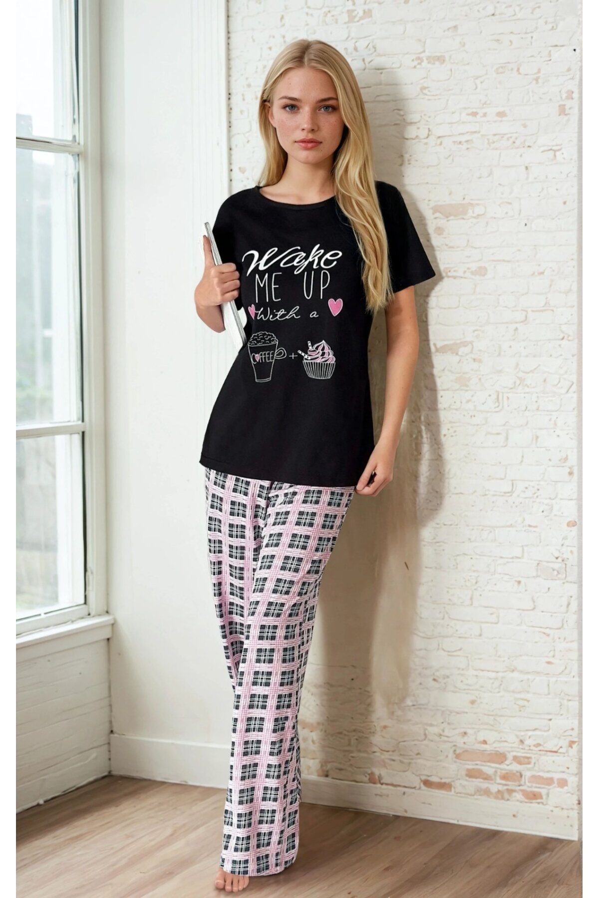 Wake Me Up Yazılı Kısa Kollu Kadın Pijama Takımı