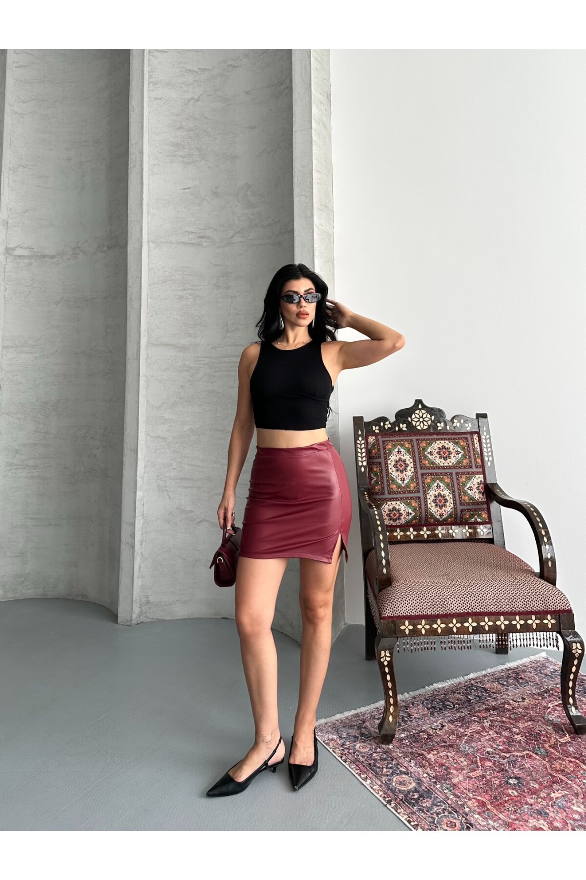 Yırtmaçlı Bordo Mini Deri Etek