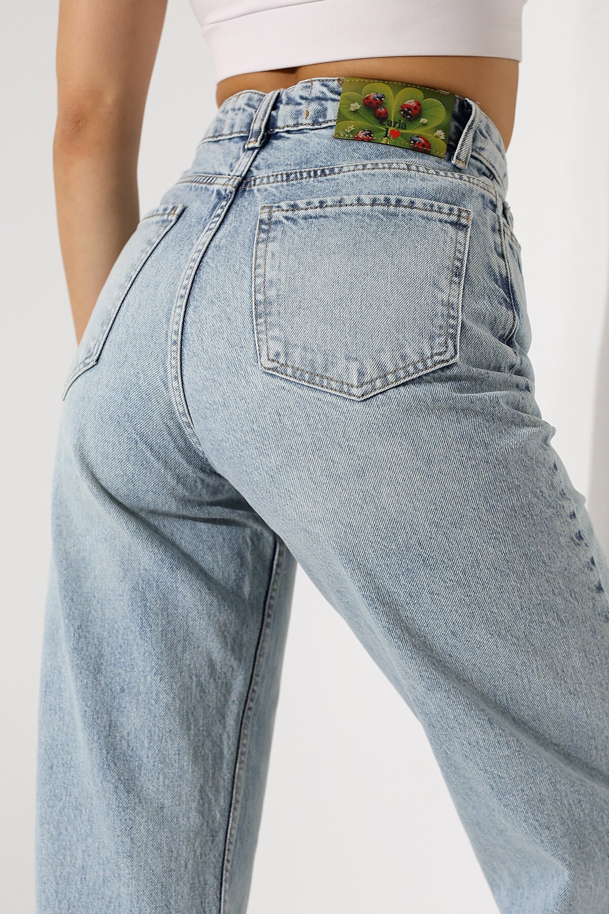 Yüksek Bel Düz Kesim Açık Mavi Jean