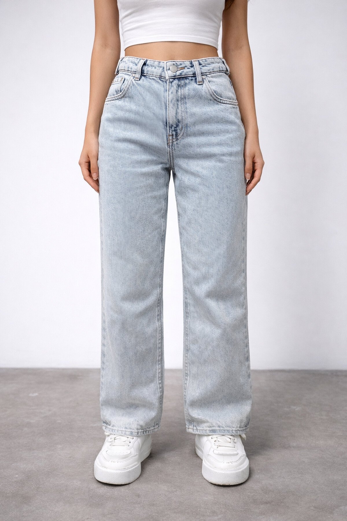 Açık Mavi Geniş Paça Jean