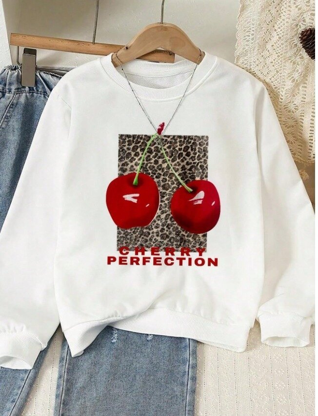 Beyaz Kiraz Baskılı Oversize 3 İplik Sweat