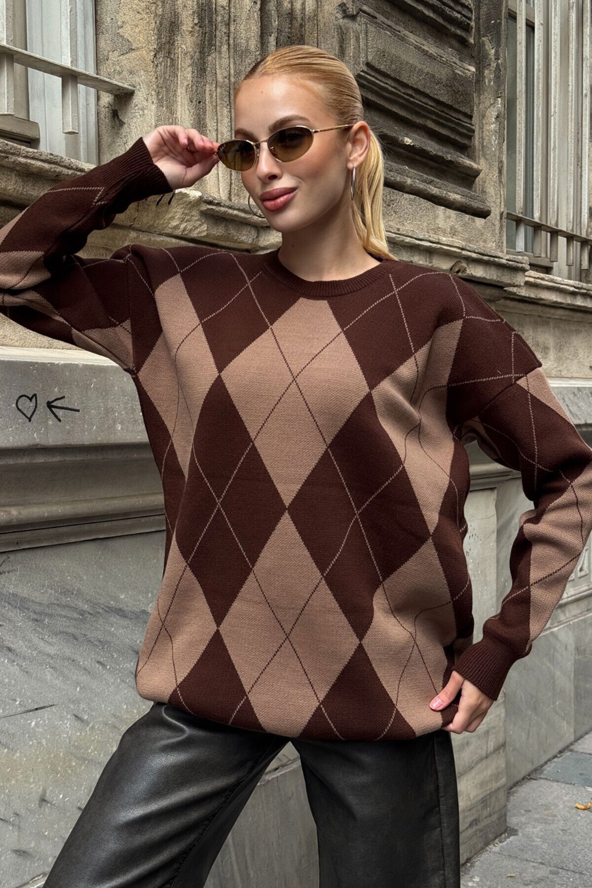 Bisiklet Yaka Baklava Desenli Triko Kazak