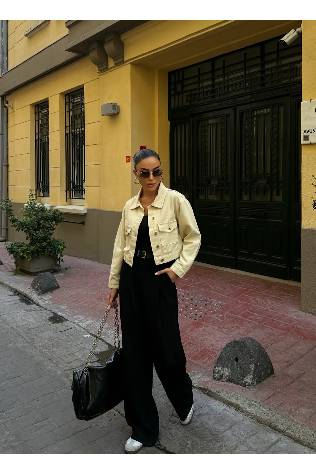 Çift Cep Denim Crop Ceket