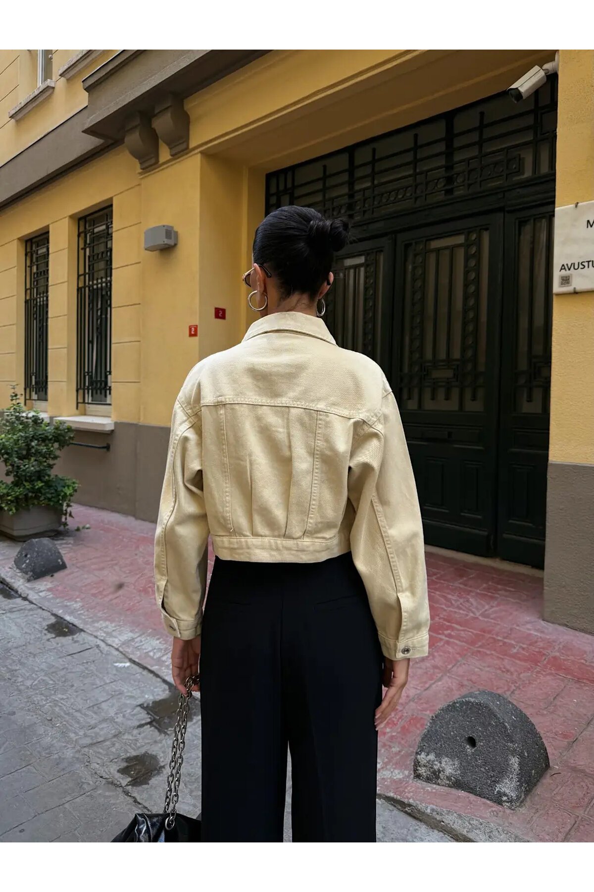 Çift Cep Denim Crop Ceket