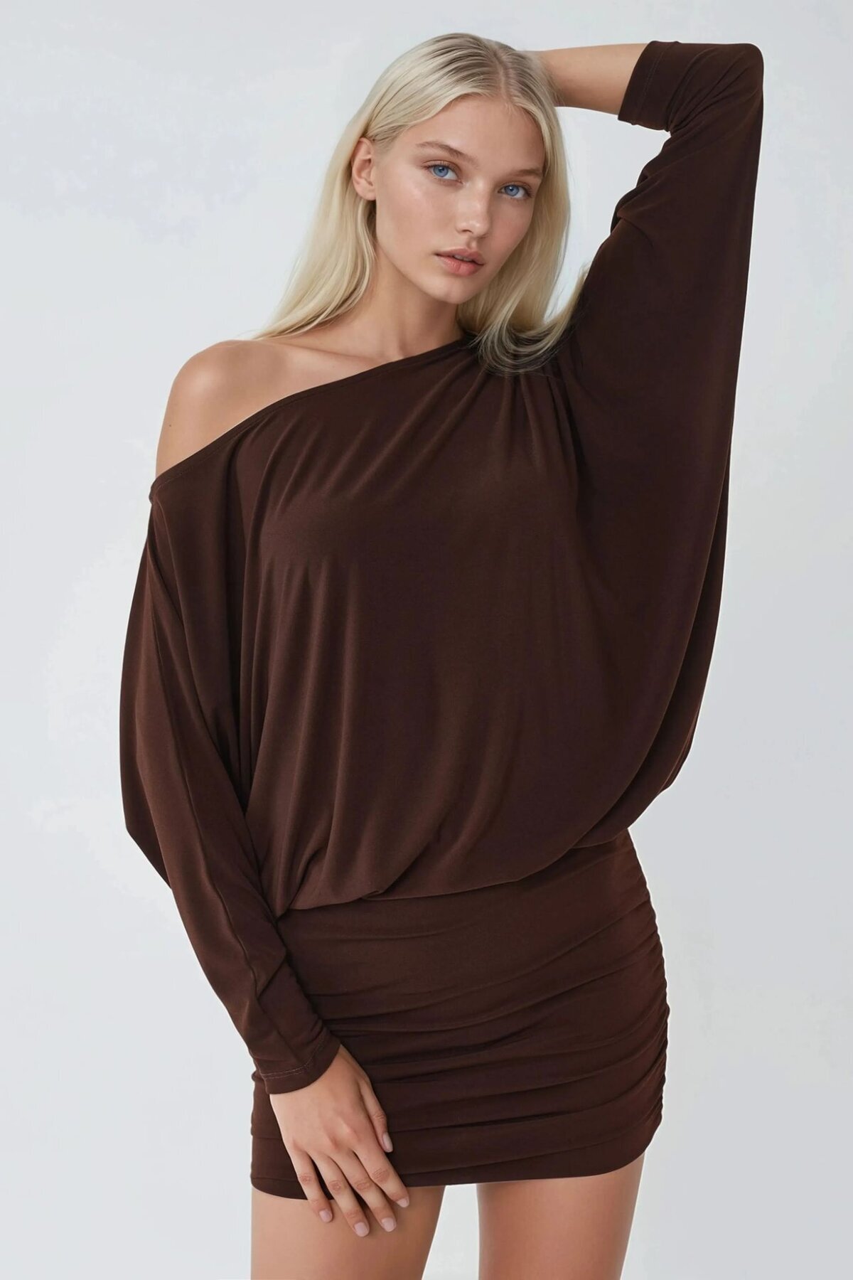 Düşük Omuz Esnek Elbise Kahverengi