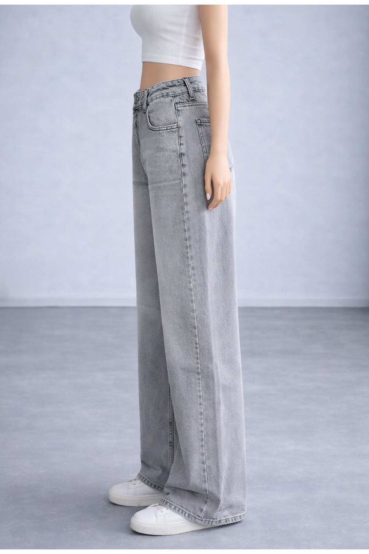 Gri Geniş Paça Jean