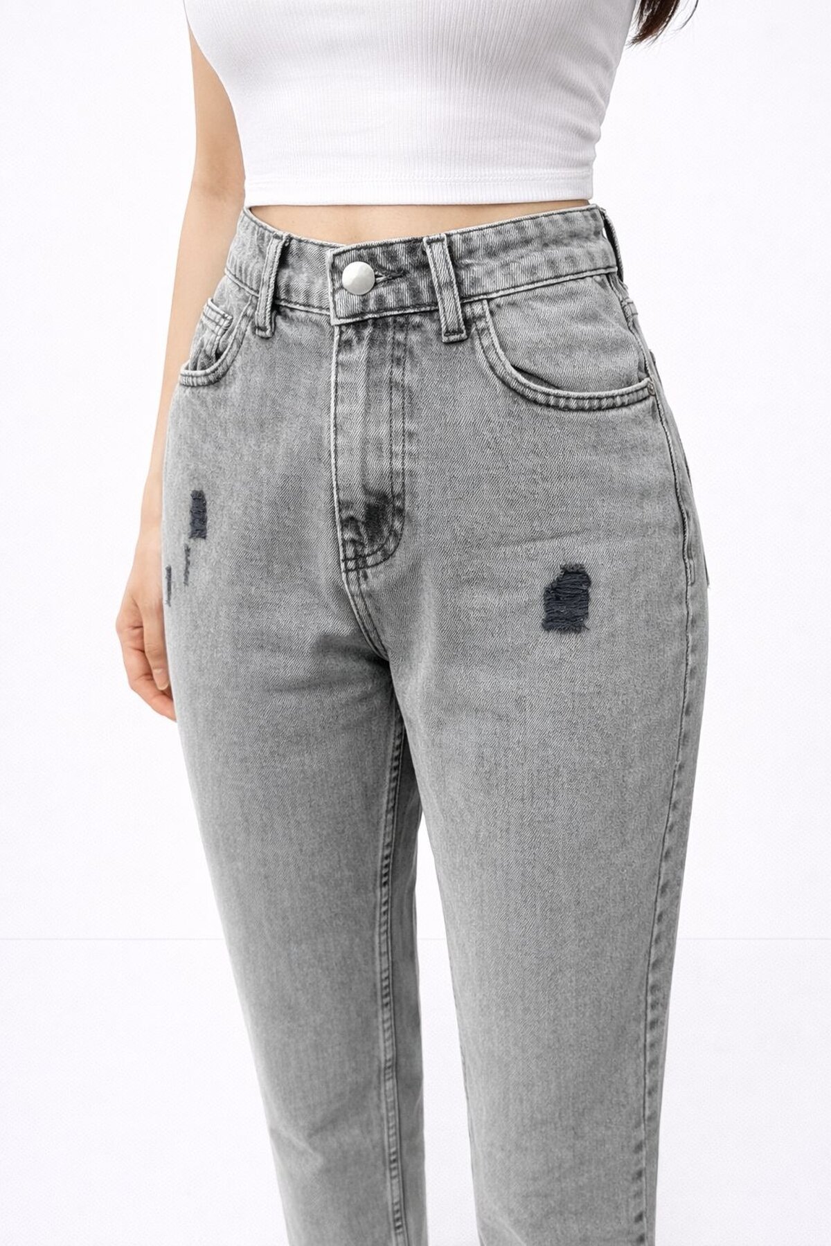 Gri Taşlanmış Jean