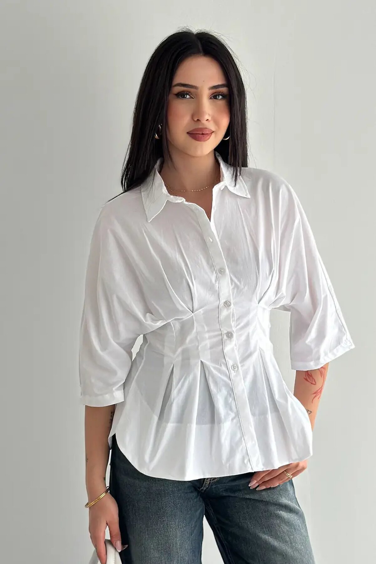 Kadın Bel Formlu Gömlek – Düğmeli Yarım Kol Şık Gömlek Beyaz