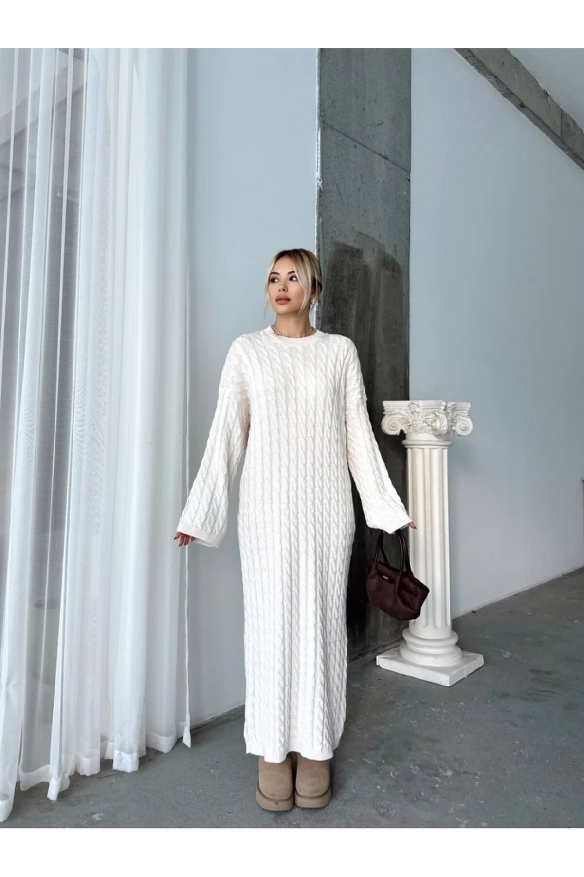 Kadın Beyaz Bisiklet Yaka Saç Örgülü Kadın Triko Midi Elbise
