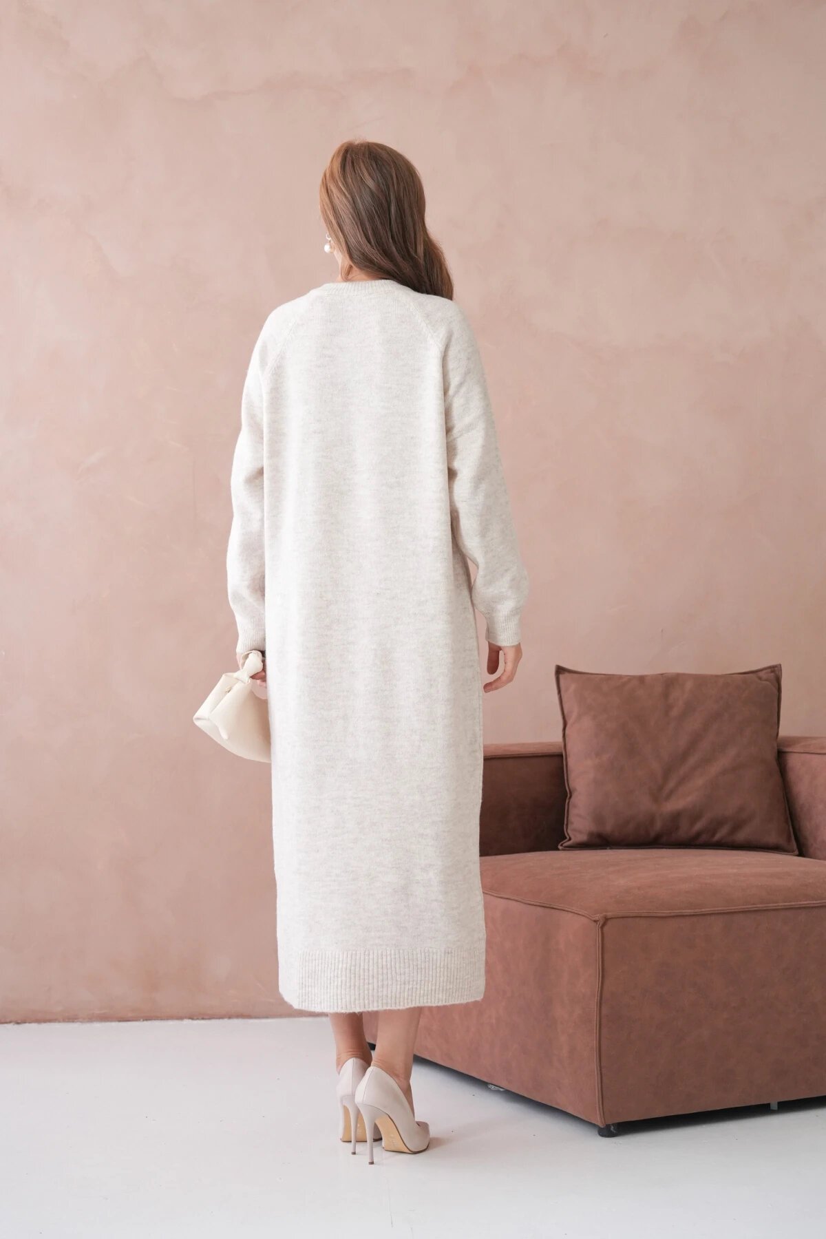 Kadın Bisiklet Yaka Yumuşak Dokulu Maksi Boy Şardonlu Oversize Triko Elbise