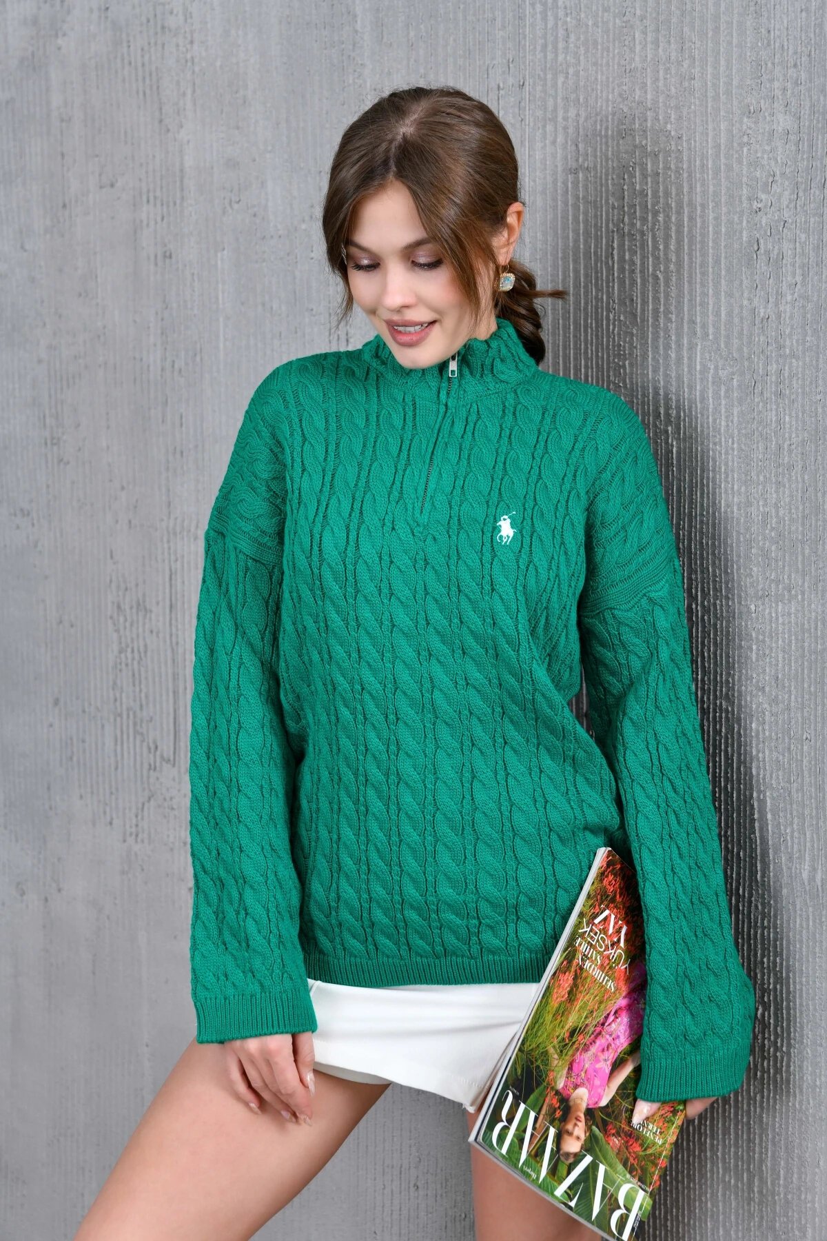 Kadın Dik Yaka Fermuar Detay Saç Örgü Triko Kazak