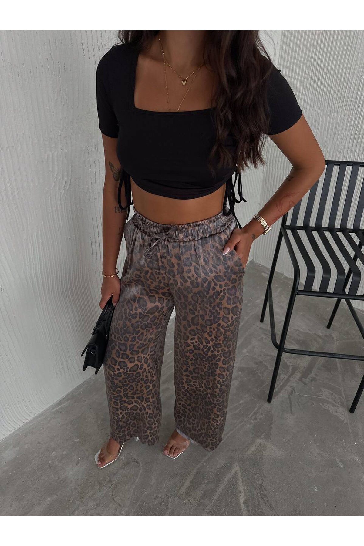 Kadın Leopar Desenli Beli Lastikli Bol Paça Pantalon