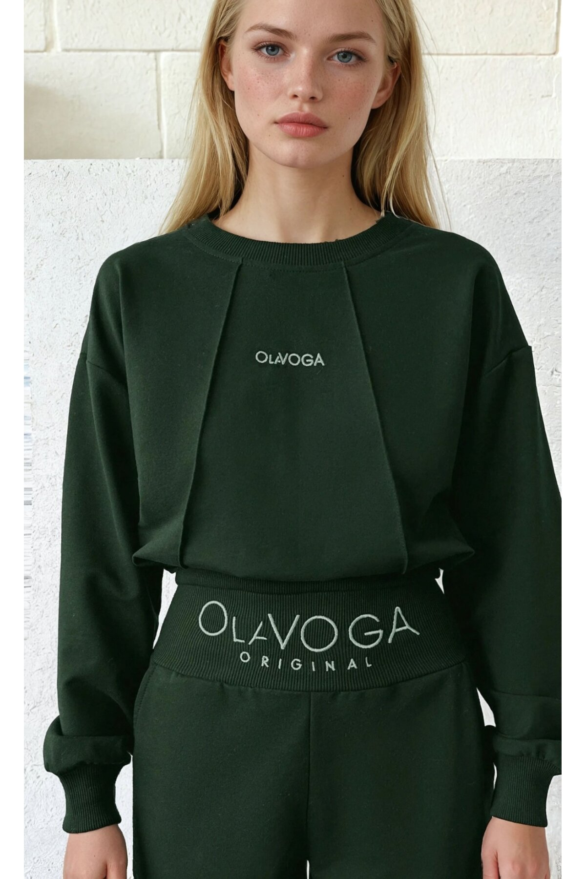 Kadın Logo Baskılı Crop Sweatshirt Jogger Eşofman Takımı