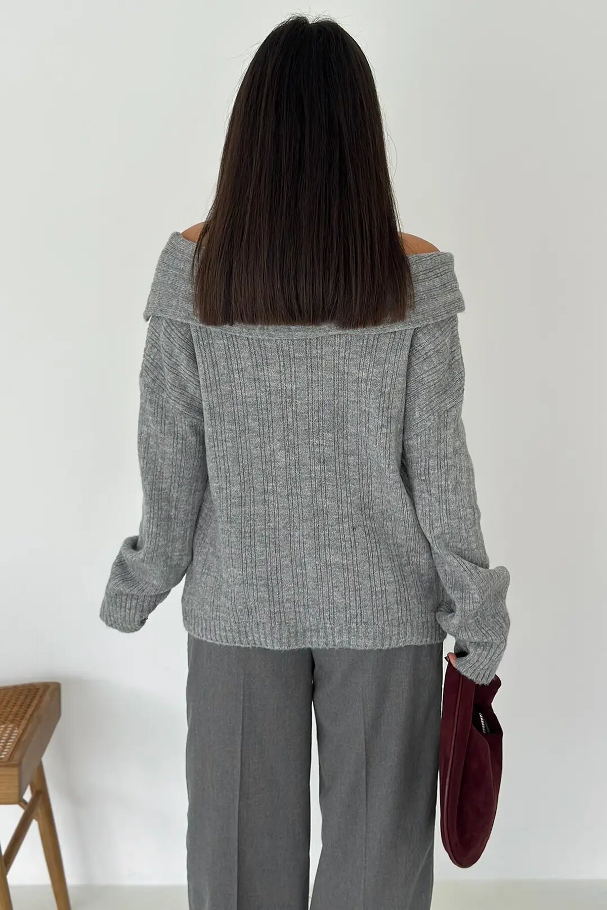 Kadın Madonna Yaka Triko Gri