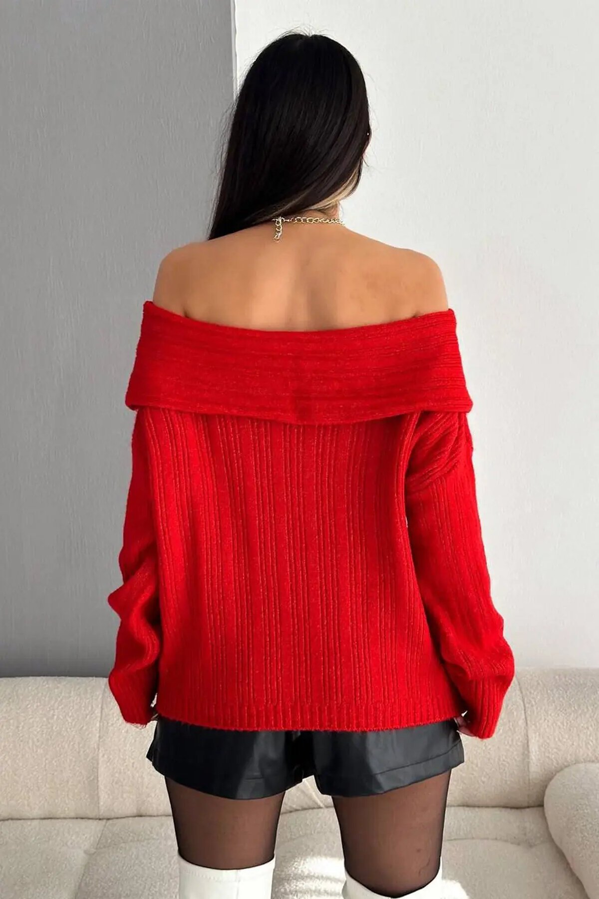 Kadın Madonna Yaka Triko Kırmızı