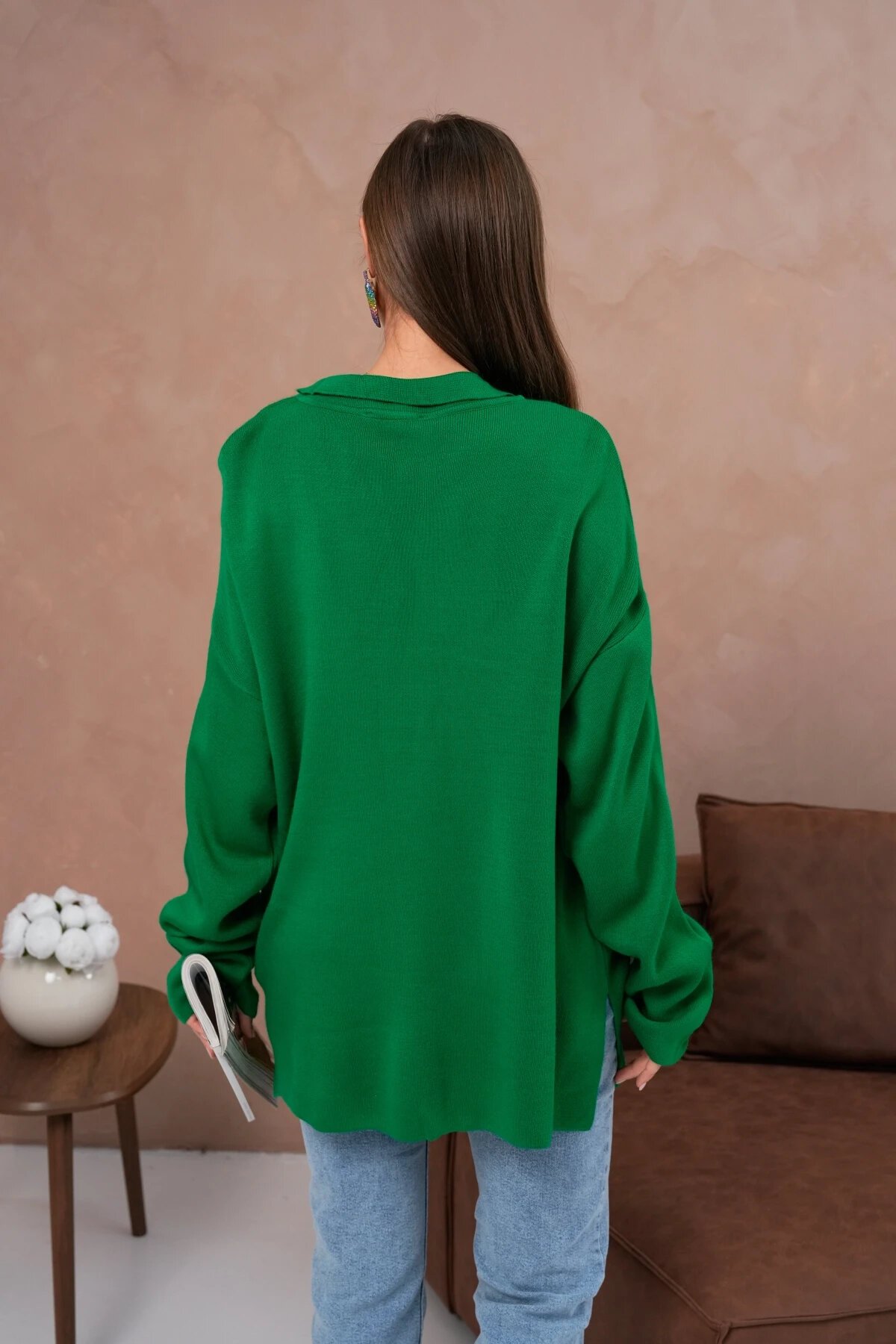 Kadın Polo Yaka Nakış Detay Yanları Yırtmaçlı Salaş Triko Kazak