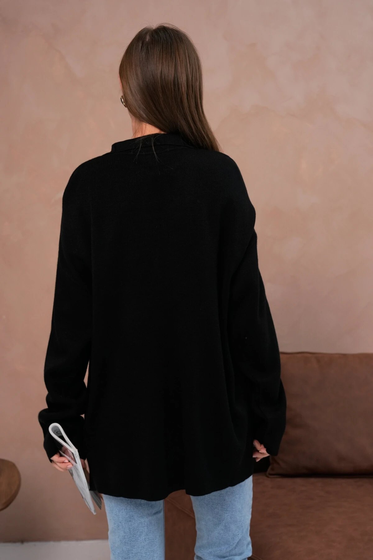 Kadın Polo Yaka Nakış Detay Yanları Yırtmaçlı Salaş Triko Kazak