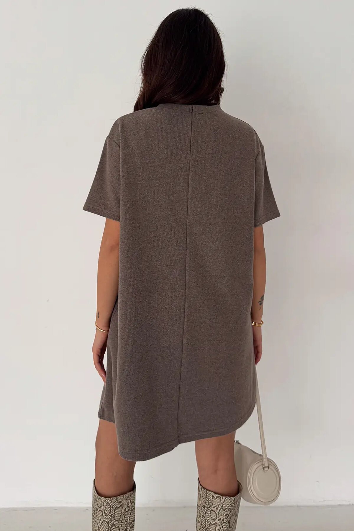 Kadın Rahat Kesim Soft Kısa Elbise Kahve