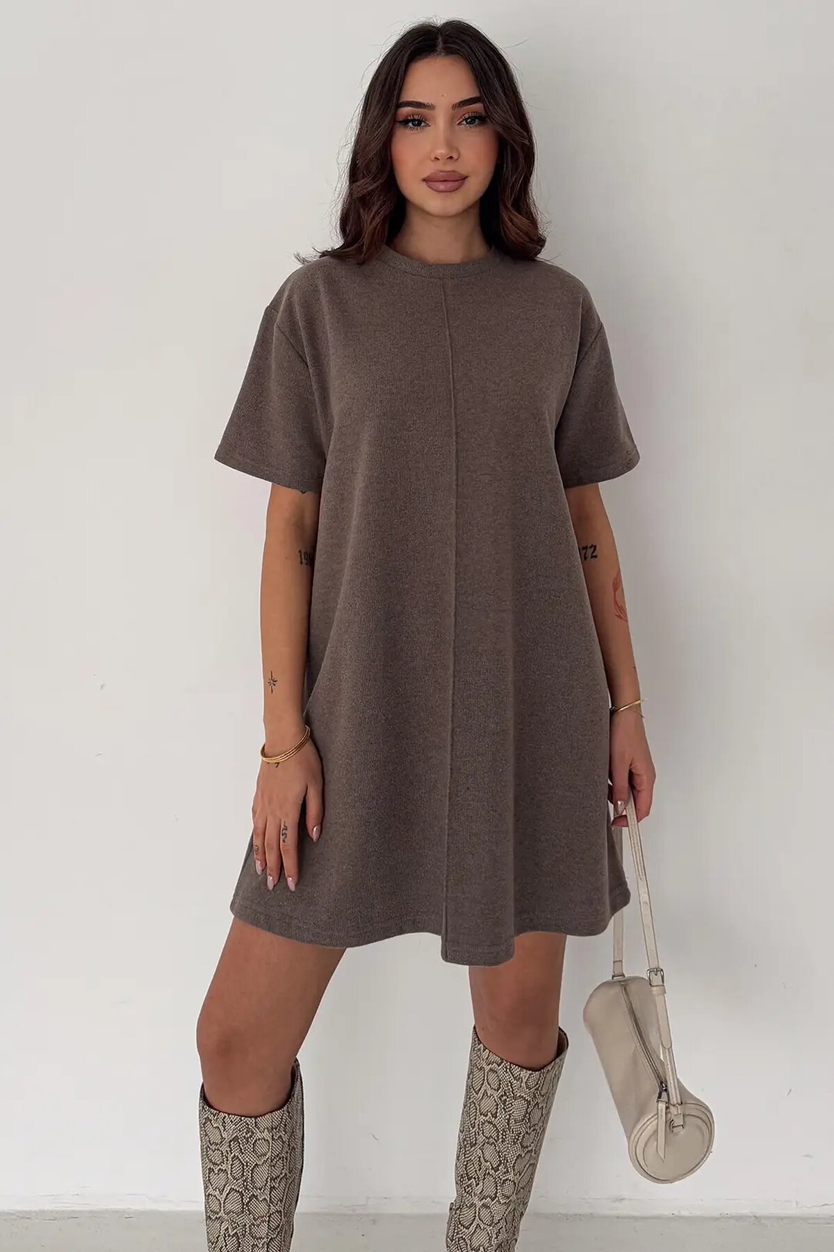 Kadın Rahat Kesim Soft Kısa Elbise Kahve