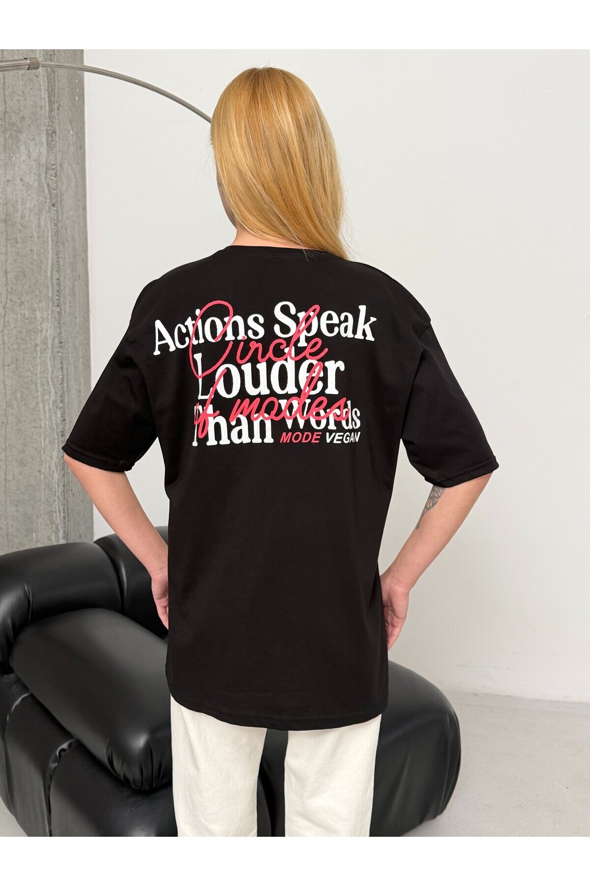 Kadın Sırt Baskılı Oversize Siyah T-Shirt