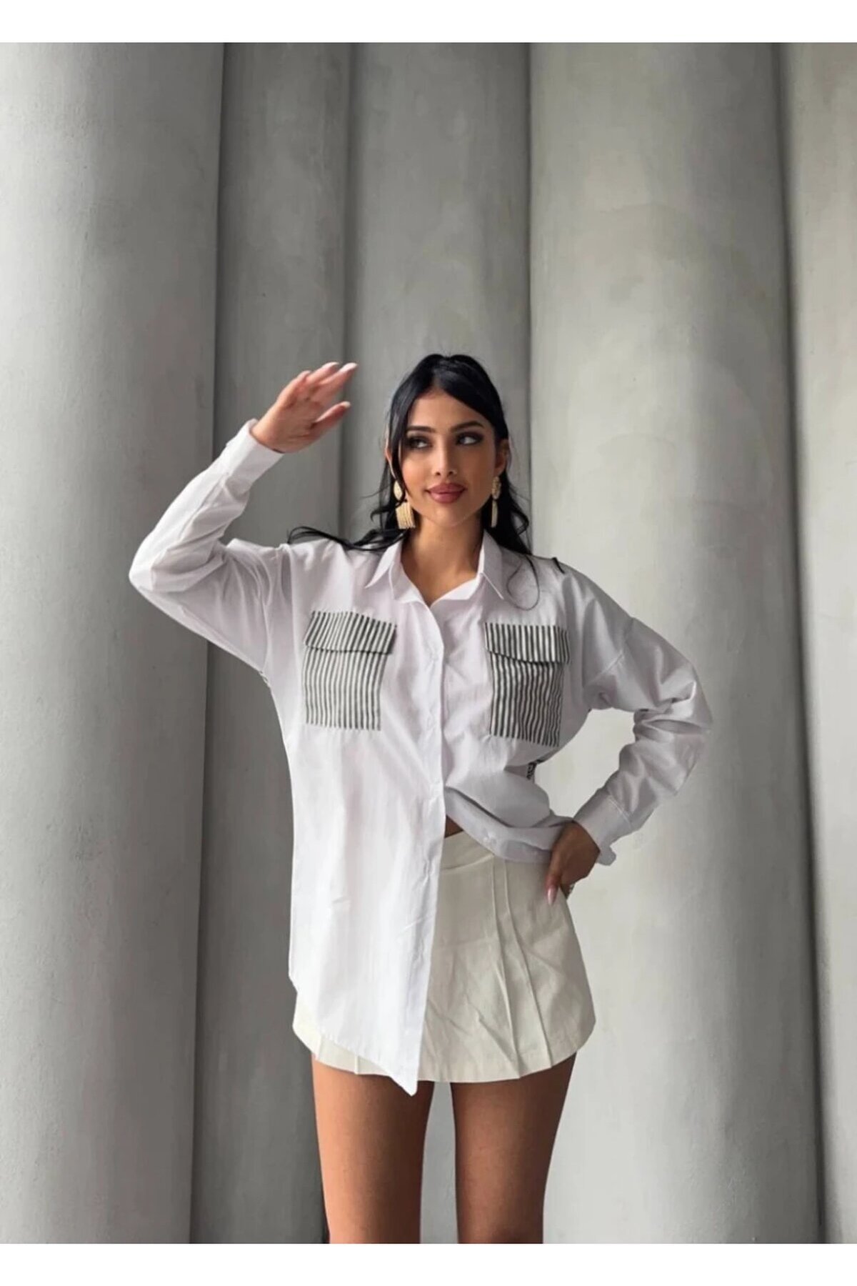 Kadın Sırt ve Cebi Çizgili Bloklu Uzun Kollu Gömlek
